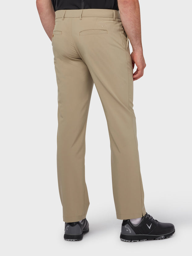 Chevron Tech Trouser In Trousers In Chinchilla